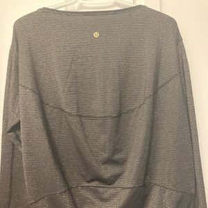 Lululemon back in action long sleeve *shine